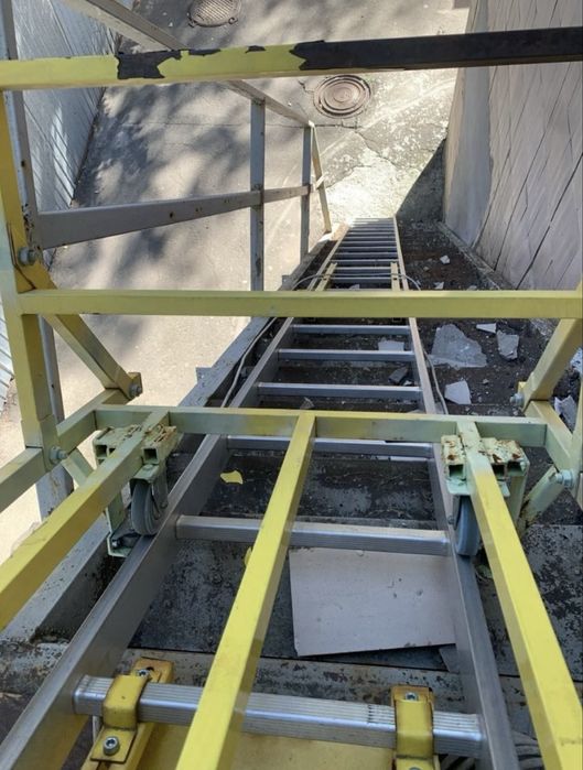 Підйомник сонячних панелей покрівельних та будівельних матеріалів на д