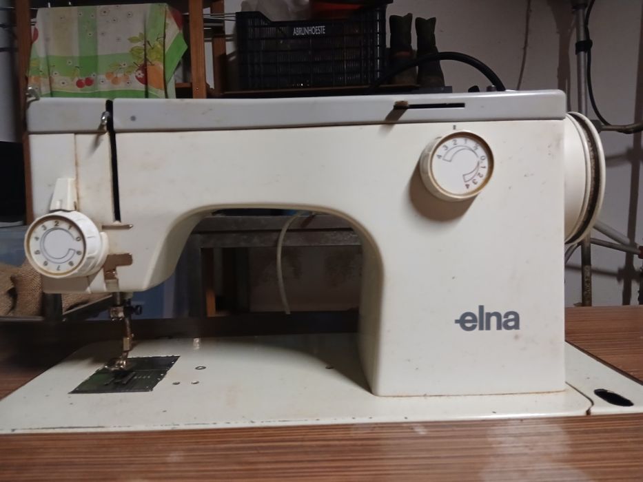 Maquina costura elna