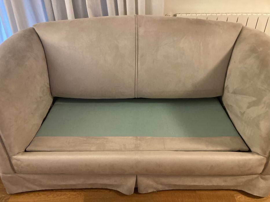Sofá-cama de camurça