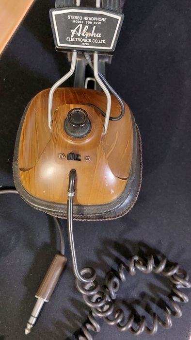Stereo Headphone Vintages Model SDH-8VW Alpha Auriculares