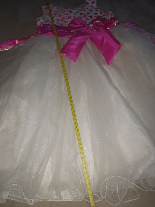 Платье нарядное девочке