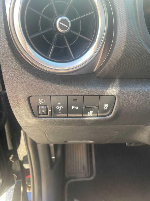 Hyundai Kauai 64 kWh Vanguard 2022 IVA dedutivel