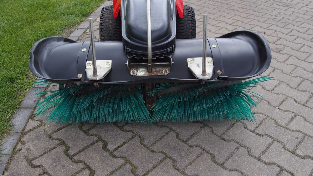 Zamiatarka spalinowa Honda gxv 160 Tielburger tk 48 hydrostat Fv 23%