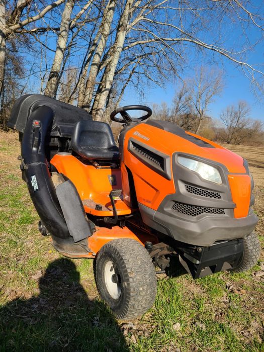Husqvarna YT42CS (116cm) 22 HP (kosiarka,traktorek)