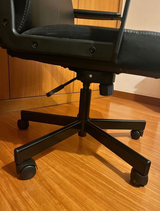 Cadeira giratória escritório Ikea