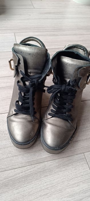 Sneakersy carinii 38