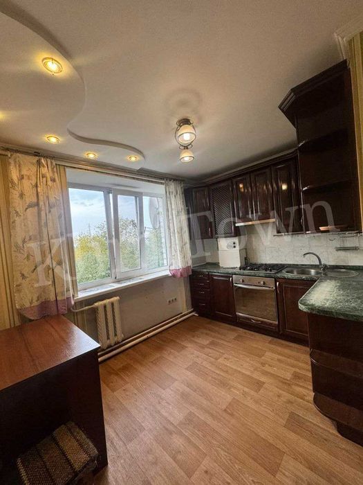 Продаж 2 кімнатної квартири по вулиці Героїв Дніпра