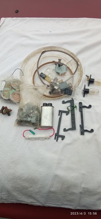 Запчастини від мікрохвильовки різні , від 50 ₴. Тарілок нема.