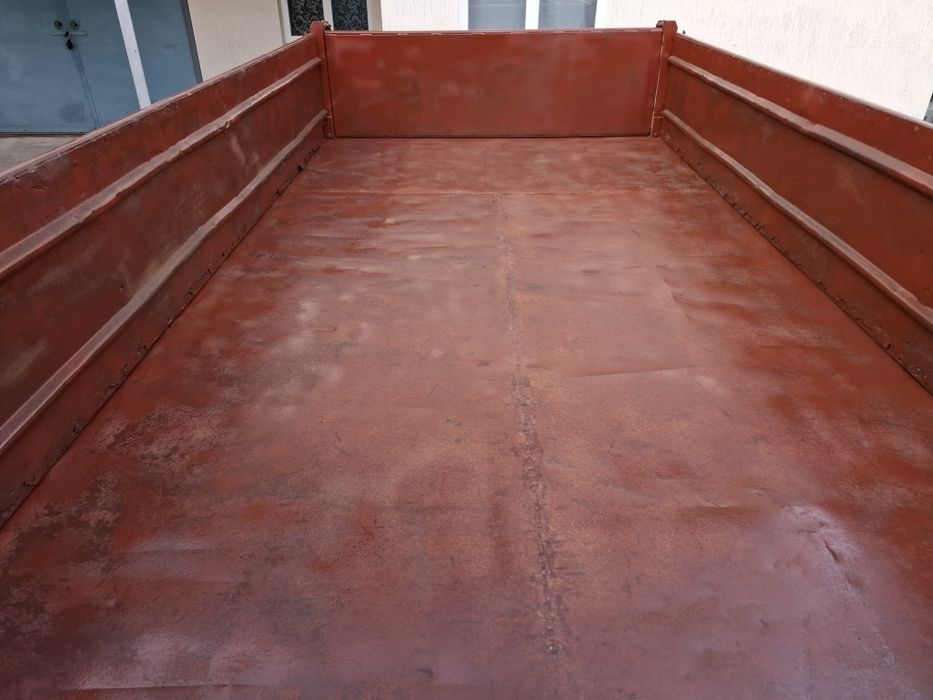 Прицеп одноосний.