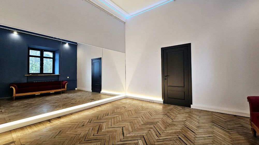 2 хв МАЙДАН Оренда Танцювальних Залiв. Хрещатик