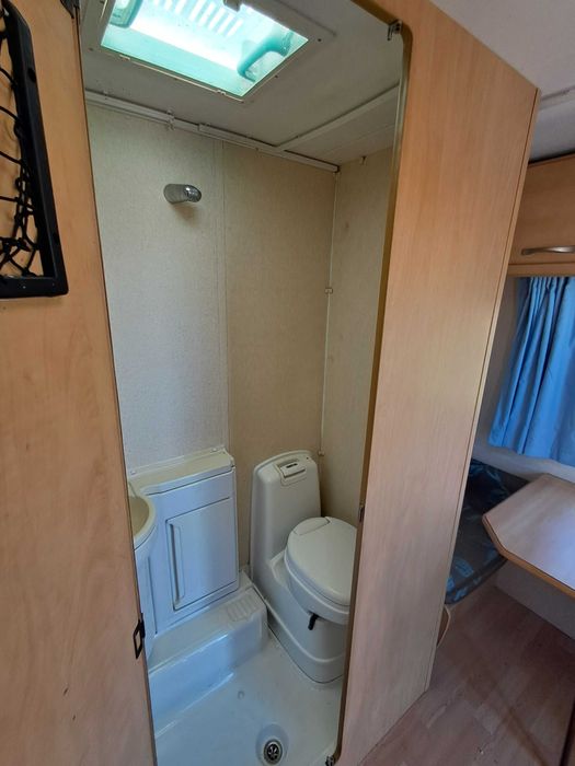 Caravana Inglesa Bailey discovery 100