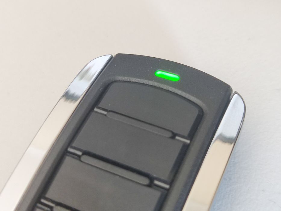 Comando Garagem Universal Multi-frequência 280-868mhz