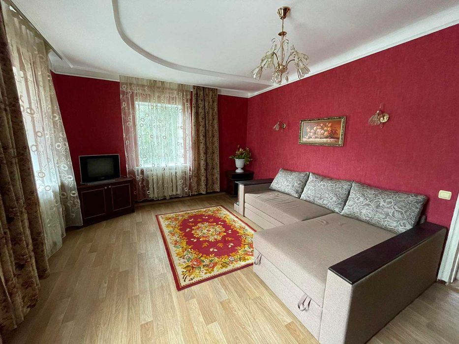 Продаж  будинку у Полтаві ( ремонт,всі комунікації, техніка та меблі)