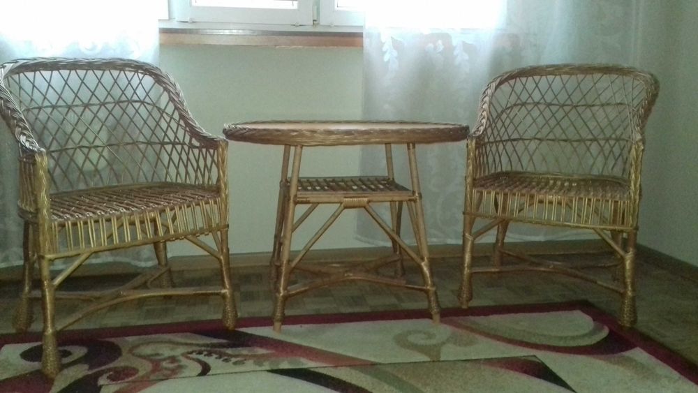 Meble wiklinowe stół+2krzesła