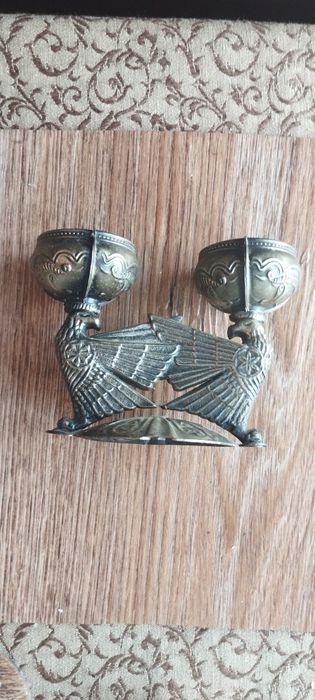 Продам старый антикварный подсвечник