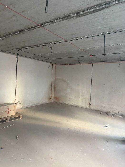 Хотів, ЖК Емоція, вул. Промислова, буд. 1-К, продаж приміщення.