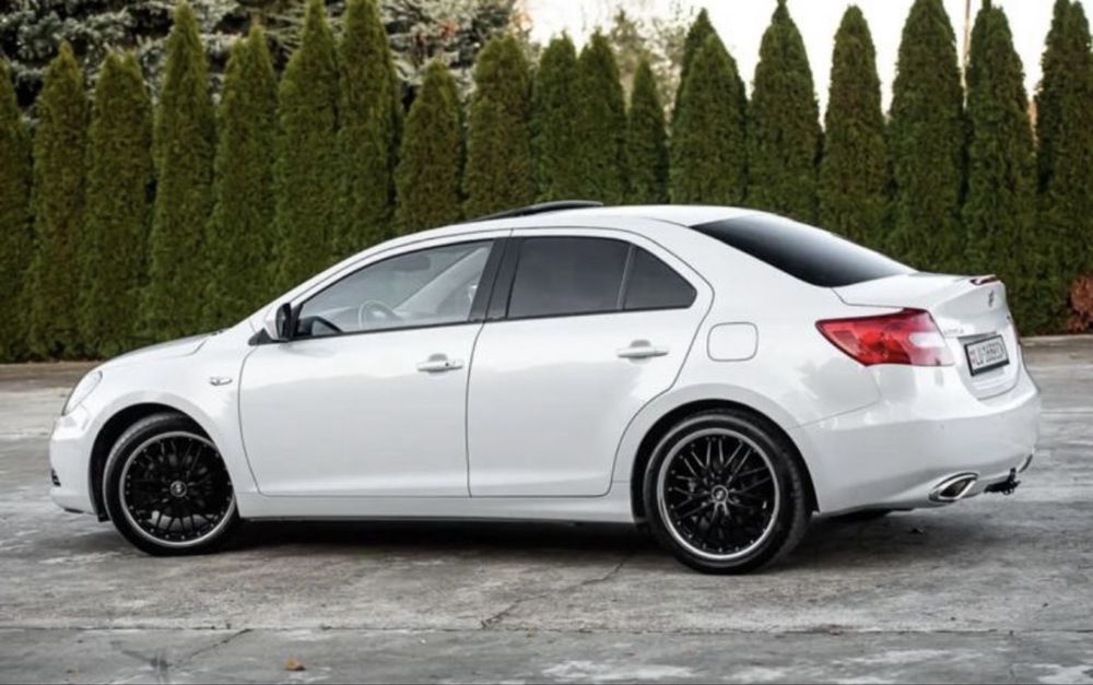 Suzuki Kizashi 2010