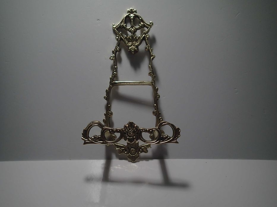 Escaparate de parede em bronze