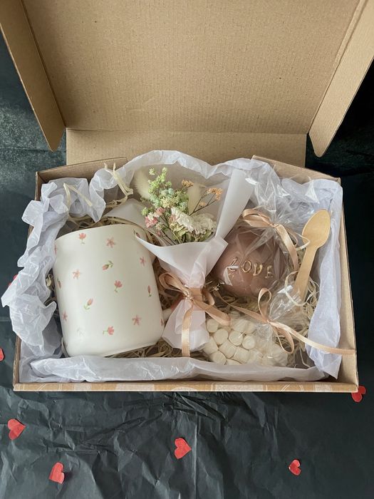 Подарункові бокси