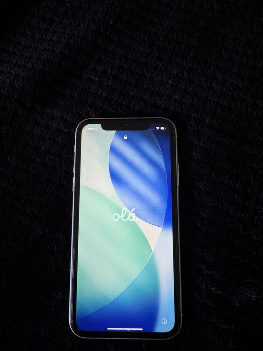 Iphone 11 + Capas