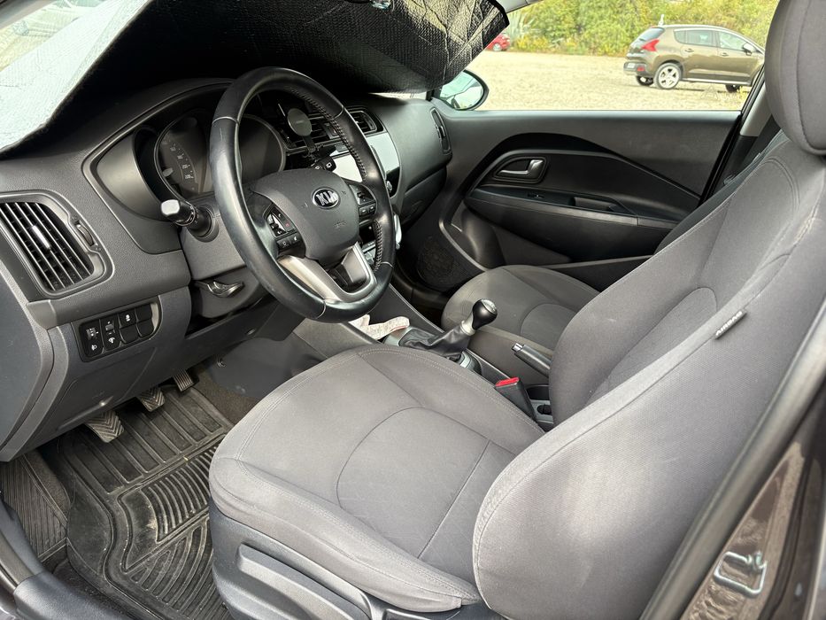 Kia Rio 2016 gasolina foto 5