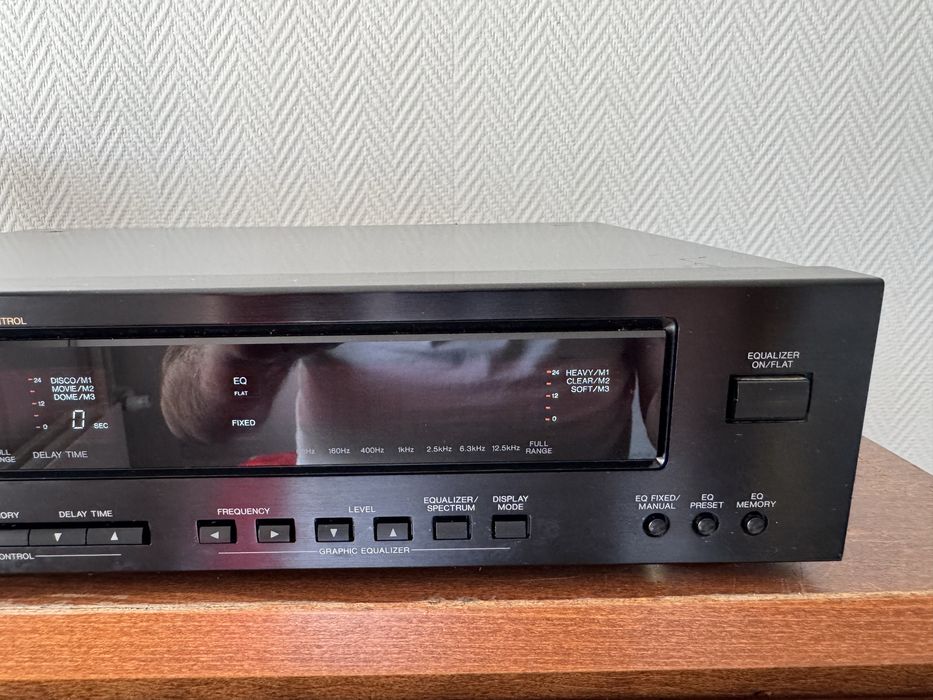 Equalizer Technics SH-E85