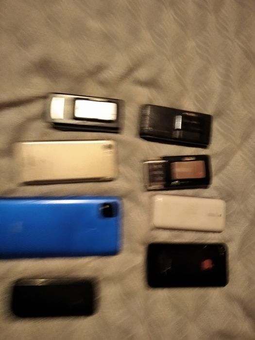 Sprzedam widoczne telefony na zdjeciach