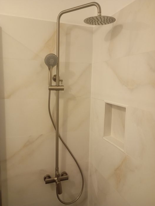 Conjunto de duche (aço escovado)