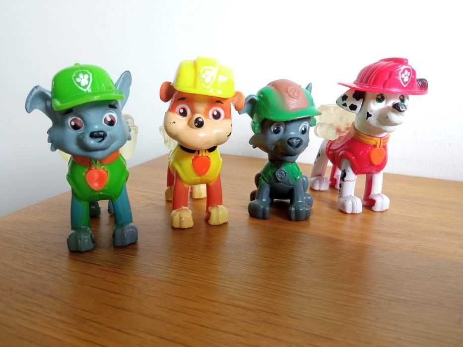 Figurki Psi patrol  5 szt. + maskotka Chase