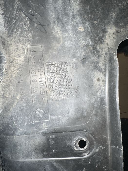 Подкрылок передний Bmw e38 730d 740i