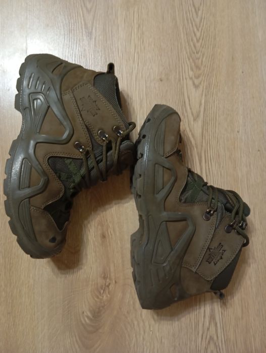 Берці Solomon та Scooter