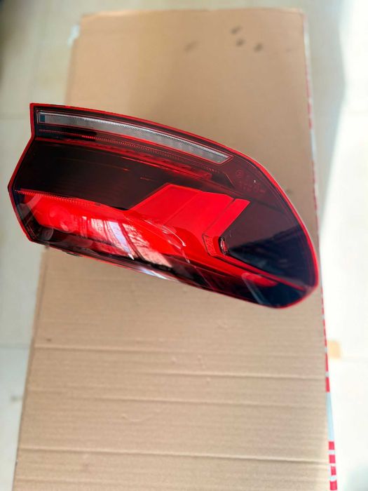 Farolim trás esquerdo, Audi Q6 e-tron (usado)