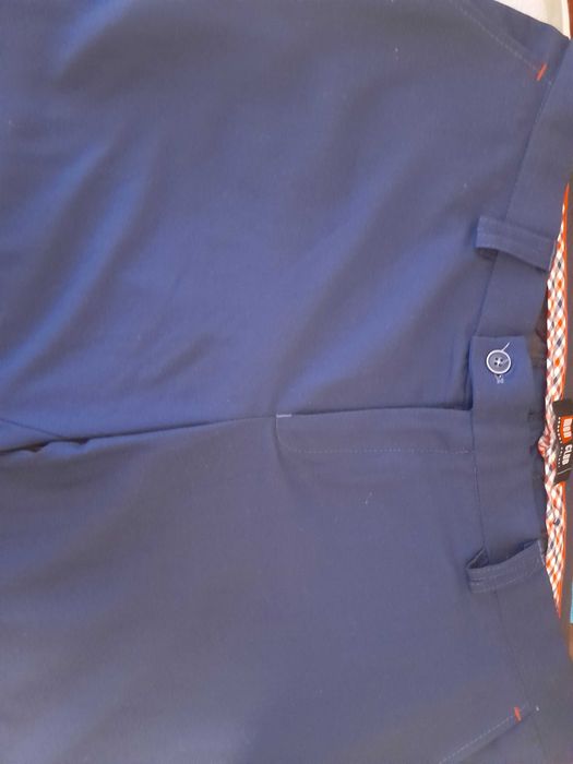 Garnitur młodzieżowy granatowy XL / spodnie 100 cm  Koszule rozmiar 43