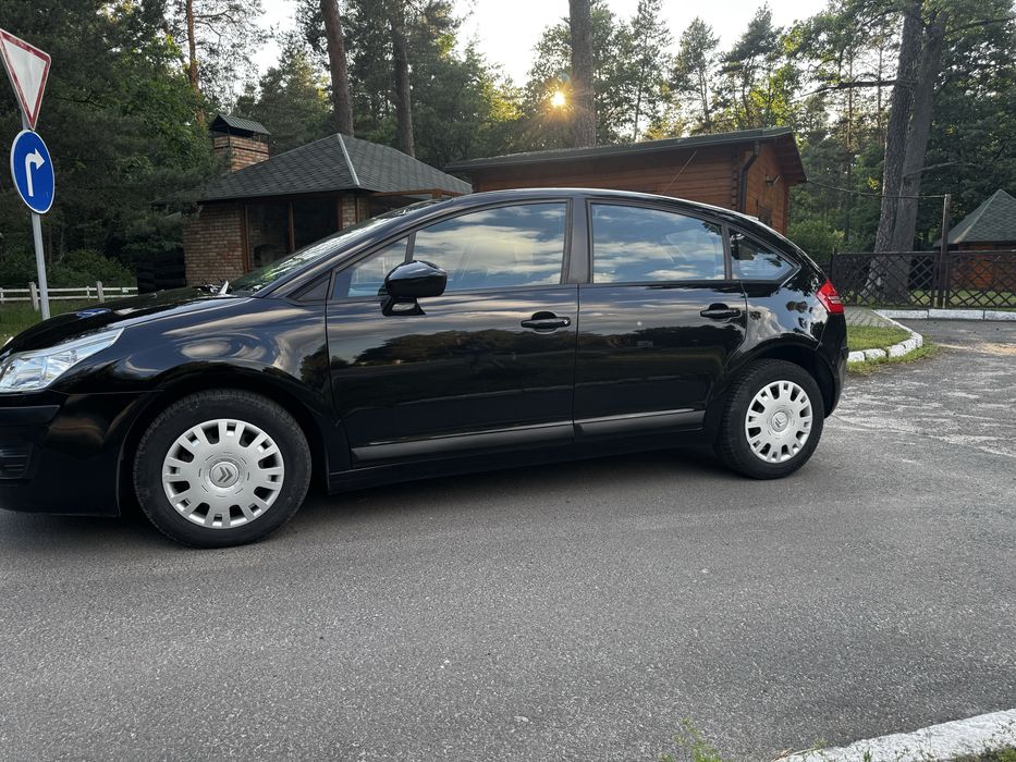 Citroen C4 хетчбек  1,6 hdi