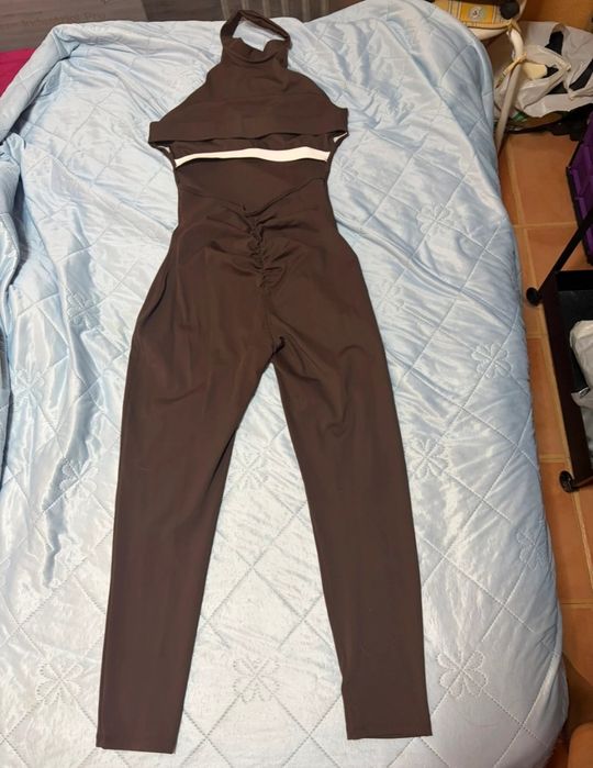 Macacão Fitness M/L novo