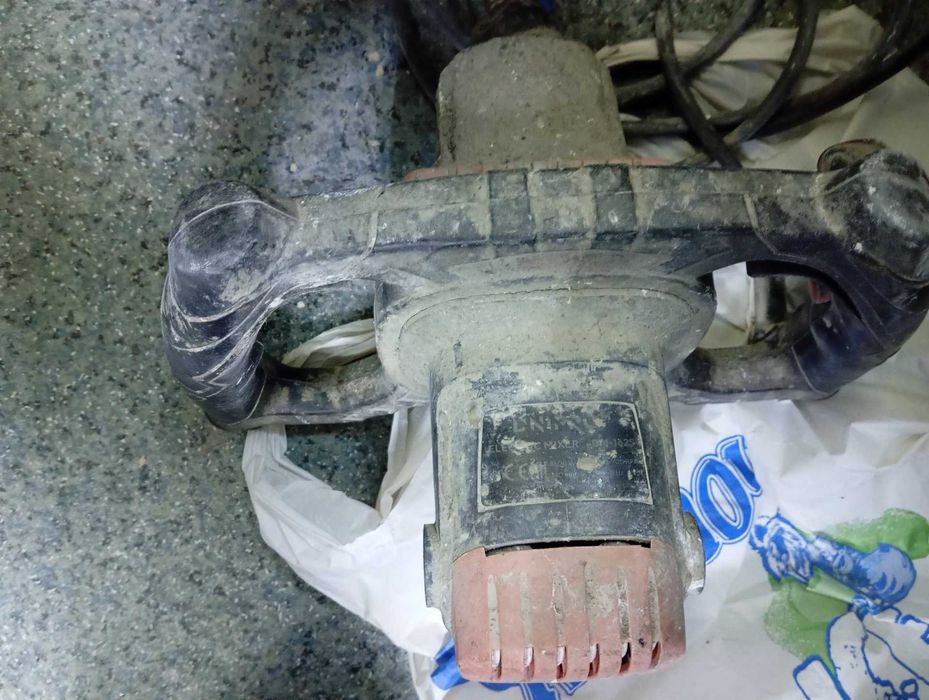 Міксер Дніпро м  1.6 кв