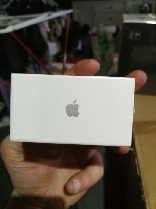 Sprzedam nowe słuchawki airpods pro