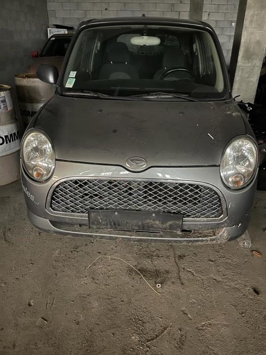 Frente completa DAIHATSU Trevis