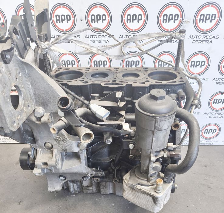 Bloco motor Audi VW 2.0 TDI para peças referência CBD .