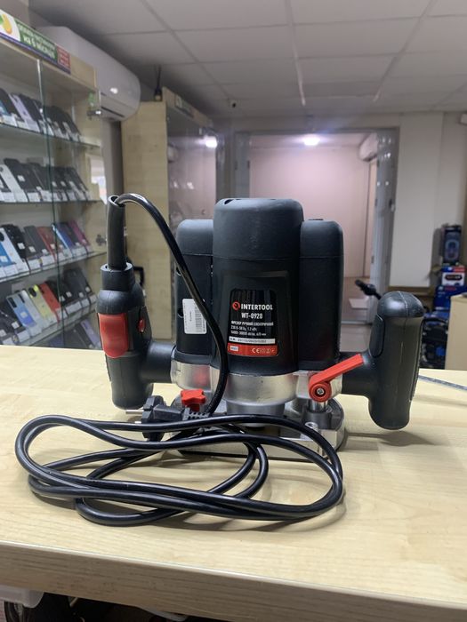 Фрезер Intertool WT-0920