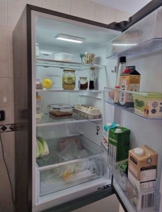 Frigorífico Combinado TCL