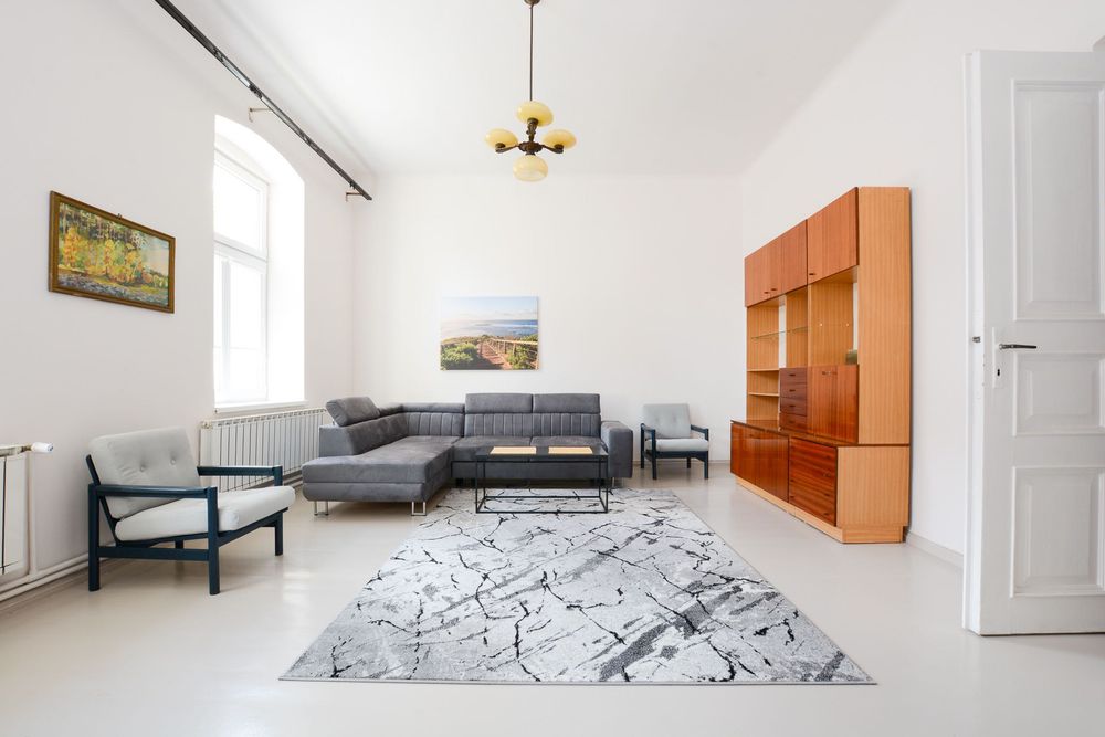 Mieszkanie na wynajem 90 m² – 3 pokoje, parter, ul. Piłsudskiego, Tomaszów Mazowiecki