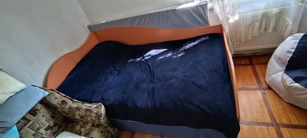 Продам меблі в дитячу