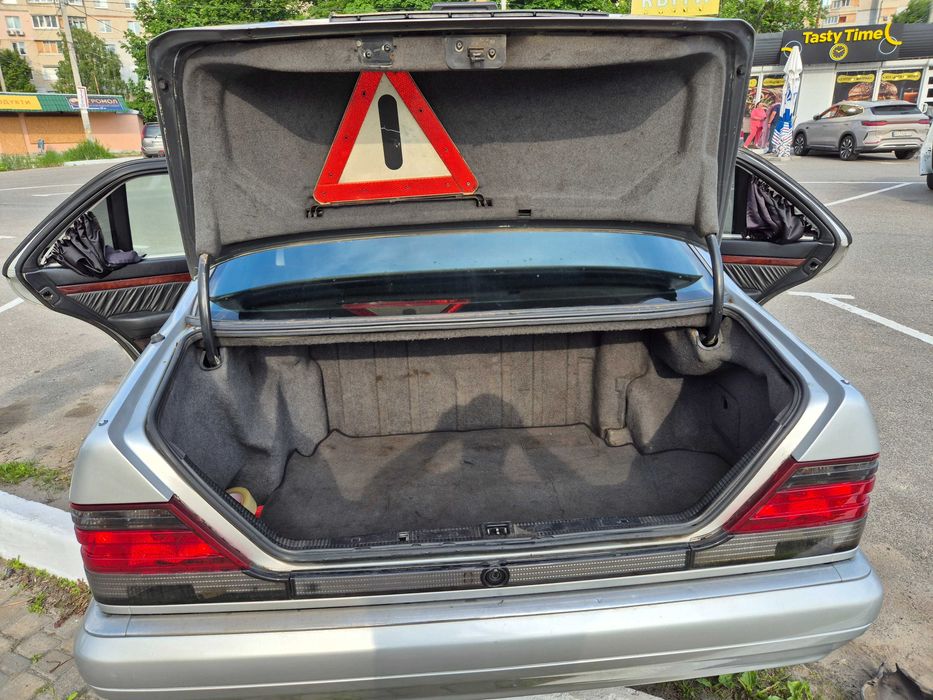Продам Mercedes-Benz W 140 3.5 дизель
