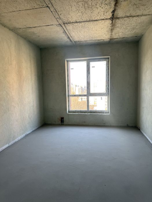 Продаж 1 кім. Трускавецька, 48 в зданому будинку