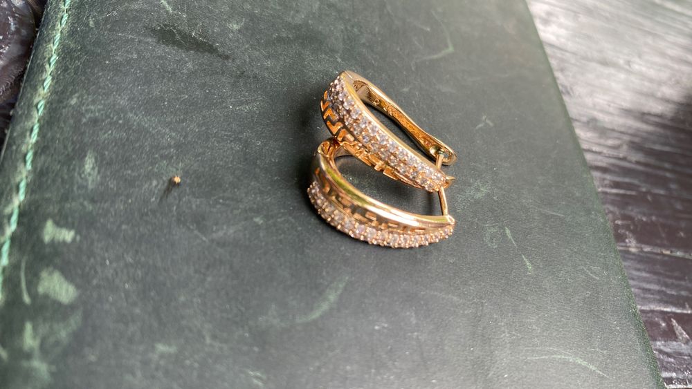 Сережки медичний сплав б/в