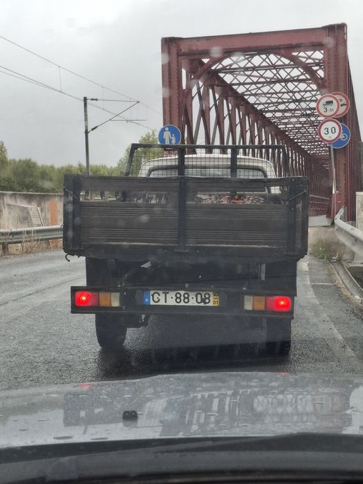 Carrinha de caixa aberta