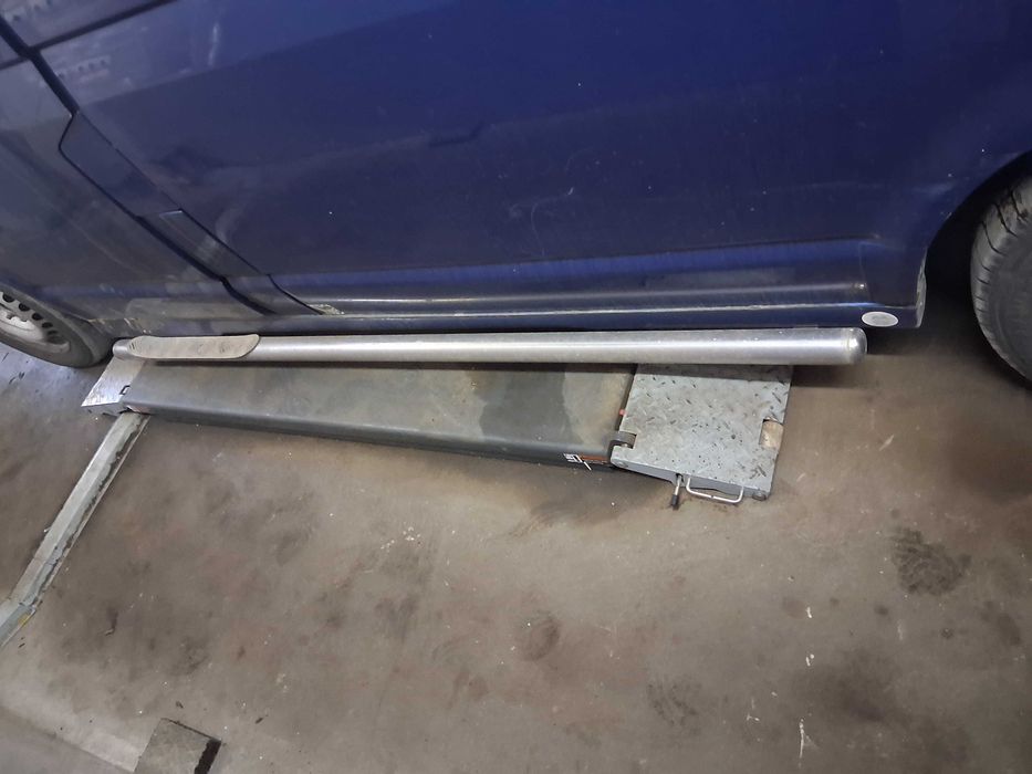 vw t5 orurowanie przednie i boczne do krutkiej wersi