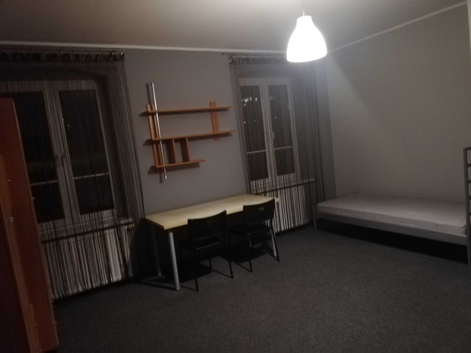 Pokój z indywidualną łazienką o pow. 22 m² - Widok 3