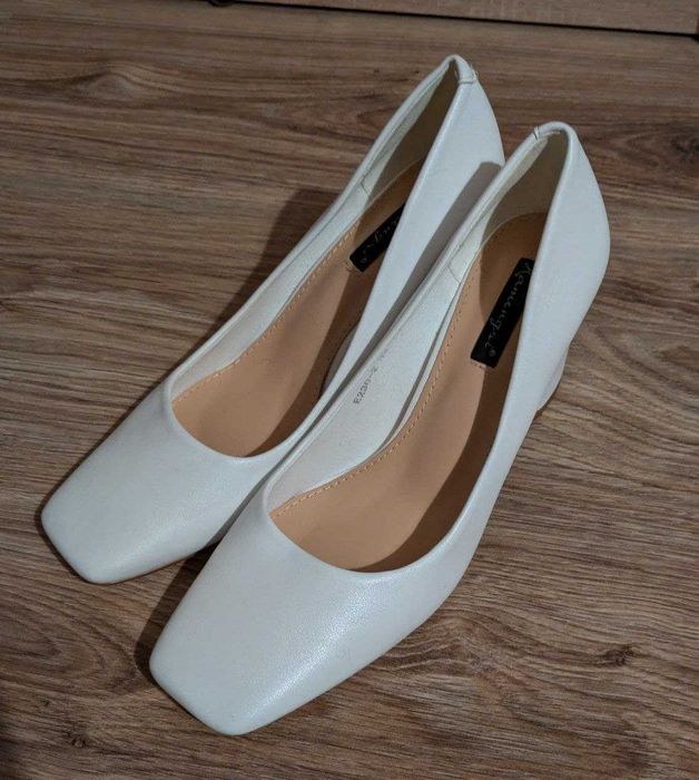 Buty na wysokim obcasie